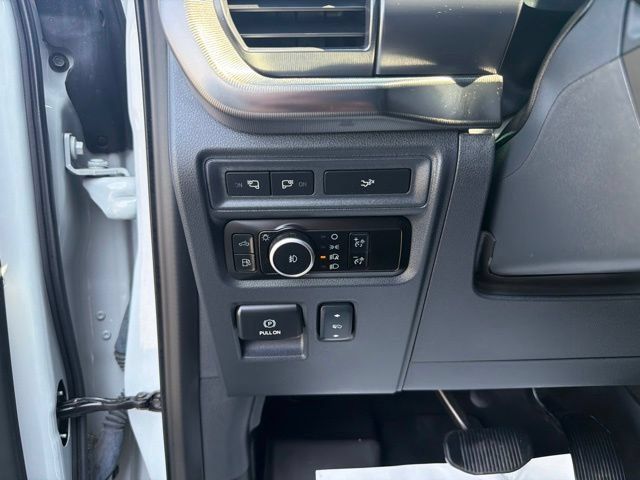Used 2024 Ford F150 Lariat AWD/4WD image 26