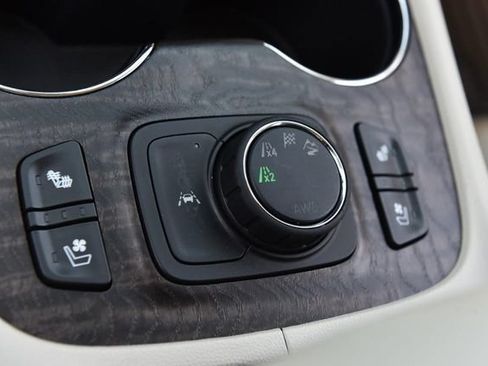 Used 2023 GMC Acadia Denali AWD/4WD image 20