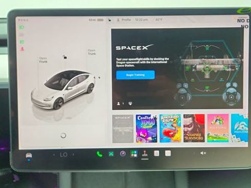 Used 2022 Tesla Model 3 Long Range AWD/4WD image 47