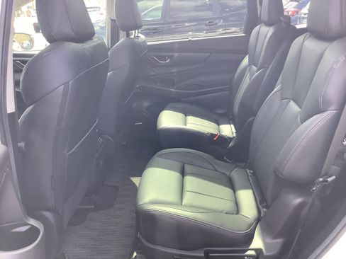 Certified 2025 Subaru Ascent Bronze Edition AWD/4WD image 9