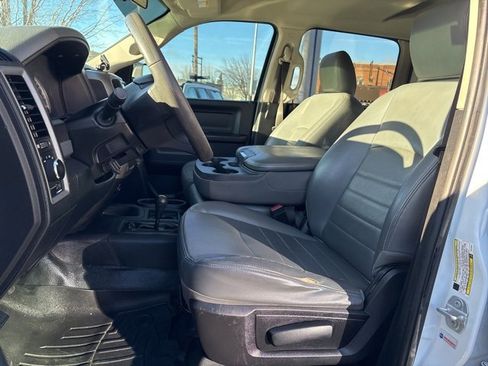 Used 2018 RAM 3500 Tradesman w/ Cold Weather Group image 15