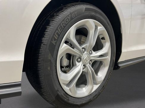New 2025 Honda Accord LX image 10