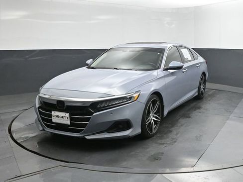Used 2021 Honda Accord Touring image 30
