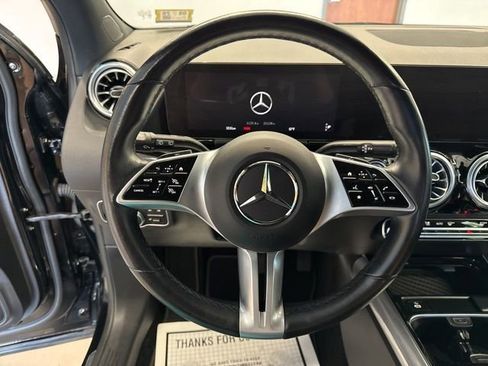 Used 2024 Mercedes-Benz GLA 250 4MATIC image 24