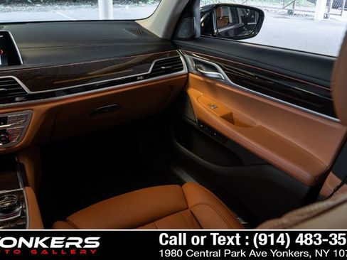 Used 2019 BMW 750i xDrive w/ Executive Package AWD/4WD image 58