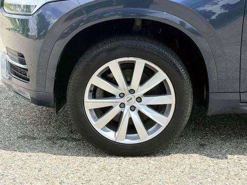 Used 2018 Volvo XC90 T6 Momentum w/ Protection Package Premier AWD/4WD image 9