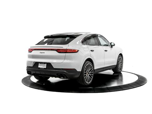 Certified 2023 Porsche Cayenne Platinum Edition AWD/4WD image 7