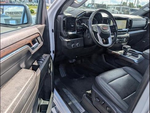 Used 2023 GMC Sierra 1500 SLT w/ SLT Premium Package image 6