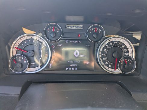 Used 2016 RAM 1500 Laramie w/ Convenience Group image 30