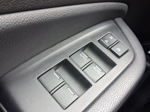 Used 2018 Honda Ridgeline RTL-T image 13