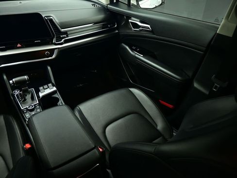 Certified 2023 Kia Sportage EX image 15