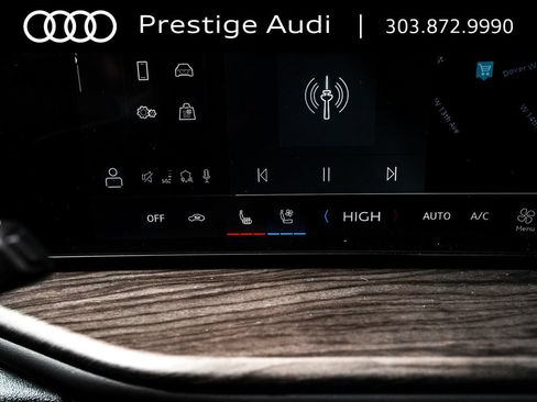 Used 2025 Audi Q5 Premium Plus w/ Premium Plus AWD/4WD image 16