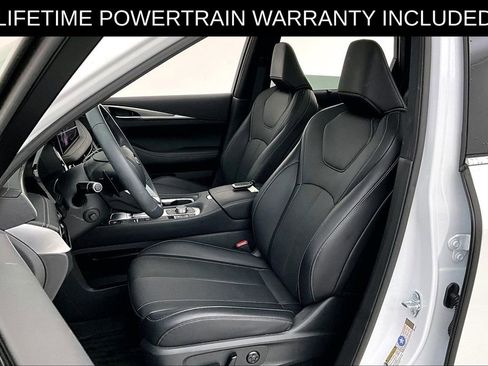 Certified 2026 INFINITI QX60 Luxe w/ Cargo Package FWD image 33