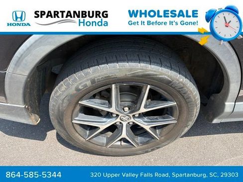 Used 2016 Toyota RAV4 SE FWD image 24