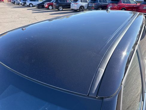 New 2025 Mitsubishi Outlander SE image 9