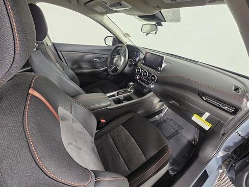 New 2025 Nissan Sentra SR image 15