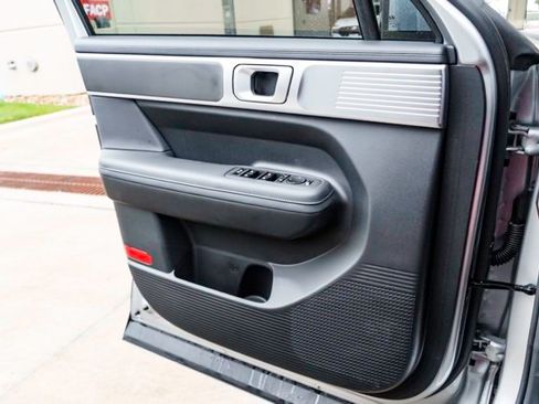 Used 2025 Hyundai Santa Fe SEL image 19