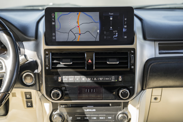 Used 2022 Lexus GX 460 Premium w/ Premium Plus Package AWD/4WD image 19