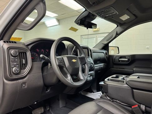Used 2024 Chevrolet Silverado 1500 W/T w/ WT Value Package AWD/4WD image 14