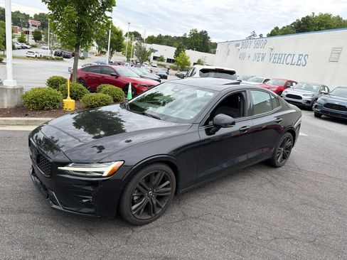 Used 2024 Volvo S60 B5 Plus FWD image 5