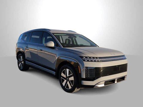 New 2026 Hyundai Ioniq 9 SEL image 2