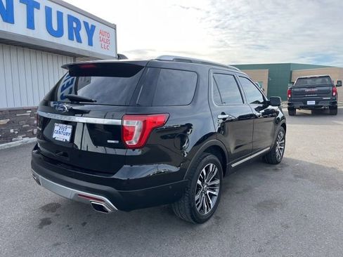 Used 2016 Ford Explorer Platinum image 10