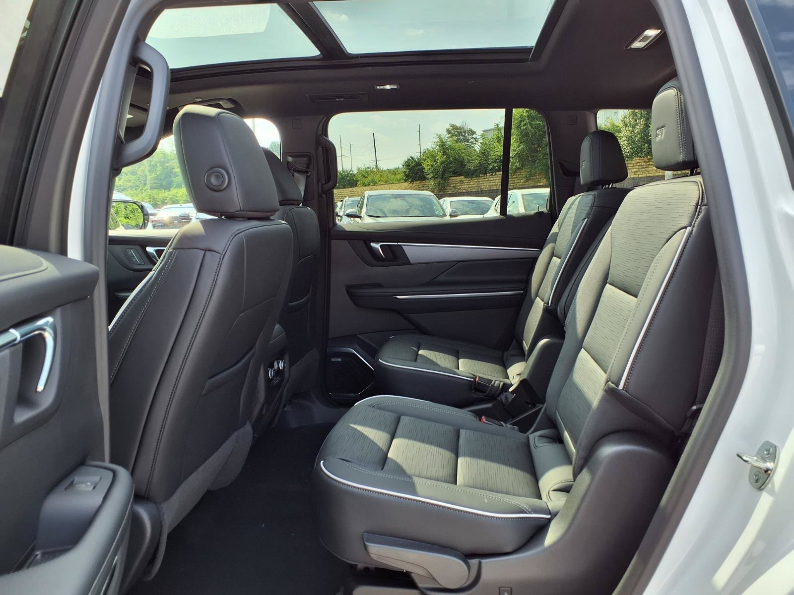 New 2026 Buick Enclave Sport Touring w/ Power Package FWD image 18