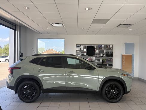 New 2026 Chevrolet Trax ACTIV FWD image 11