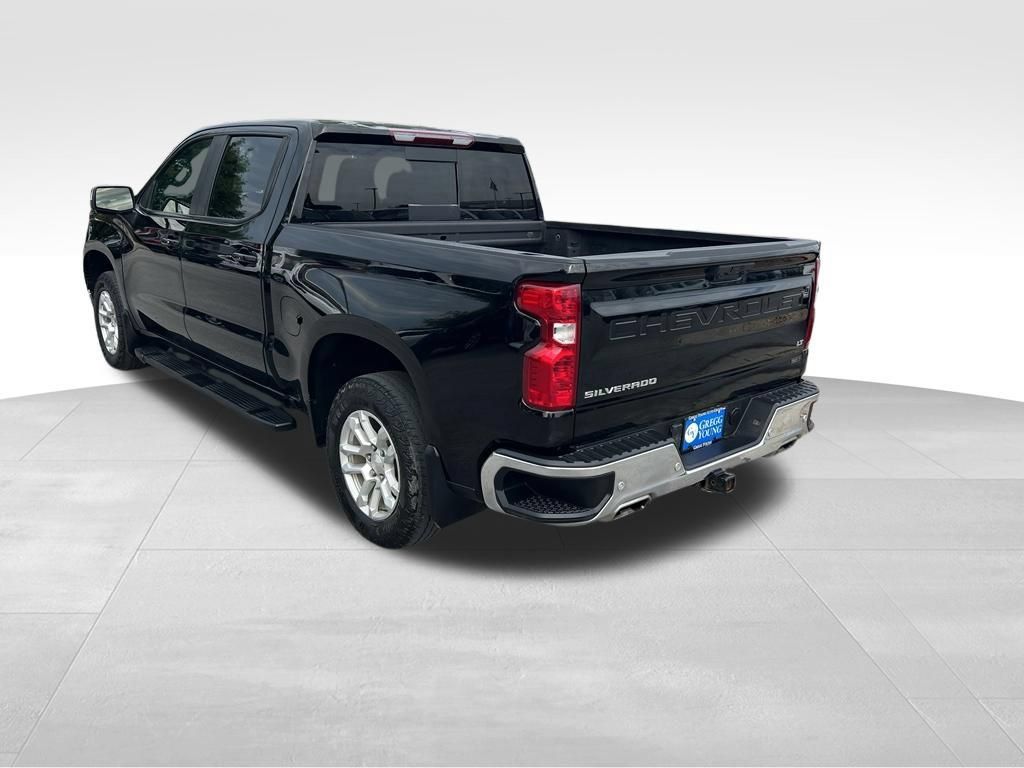 Used 2024 Chevrolet Silverado 1500 LT AWD/4WD image 4