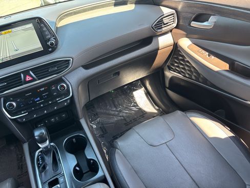 Used 2019 Hyundai Santa Fe AWD image 14