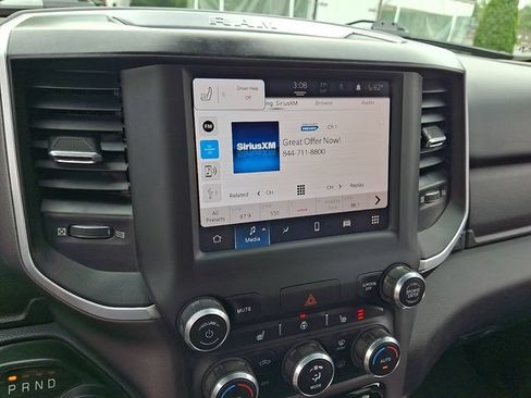 Used 2022 RAM 1500 Big Horn AWD/4WD image 17