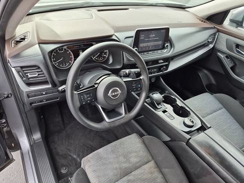 Used 2023 Nissan Rogue SV AWD/4WD image 10