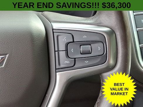 Used 2022 Chevrolet Suburban LT image 26