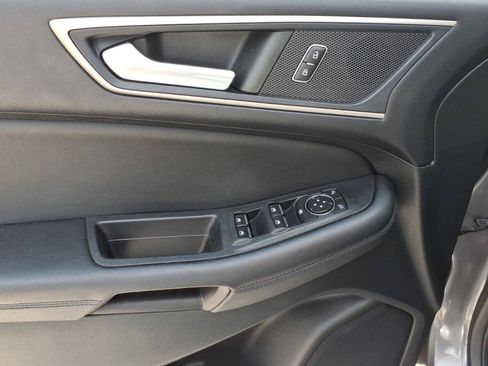 Used 2022 Ford Edge SEL AWD/4WD image 13