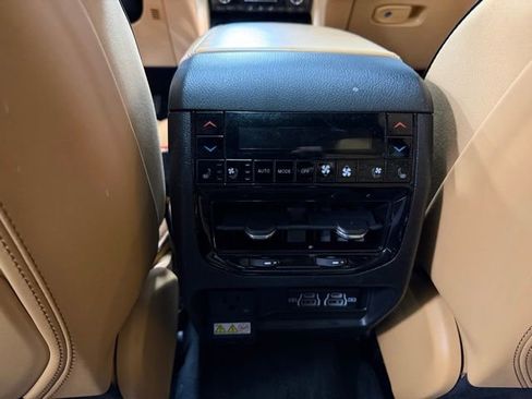 Used 2022 Jeep Grand Cherokee L Summit image 14