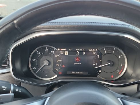 Used 2021 Jaguar F-PACE S image 9