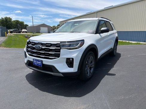 New 2026 Ford Explorer Active w/ Active Comfort Package AWD/4WD image 7