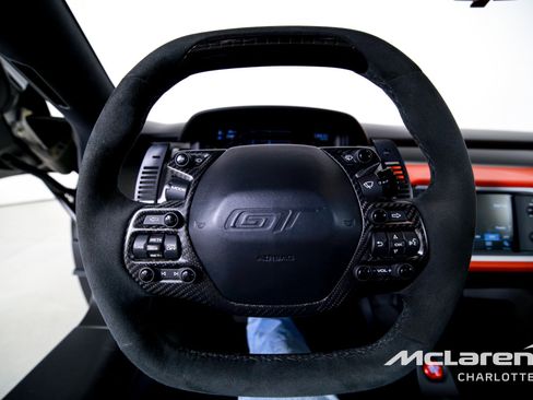 Used 2019 Ford GT RWD image 15