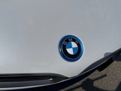 Used 2019 BMW i8 Roadster AWD/4WD image 11