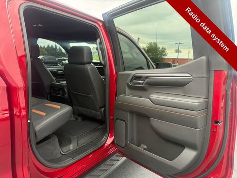 Used 2024 GMC Sierra 1500 AT4 w/ AT4 Premium Package AWD/4WD image 38