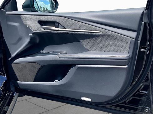 Certified 2025 Toyota Camry XLE FWD image 22