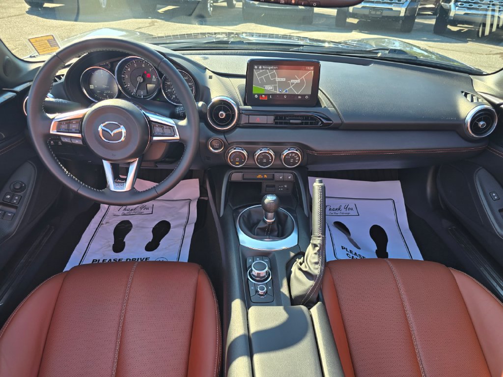 Used 2022 MAZDA MX-5 Miata Grand Touring w/ Weather Package RWD image 3