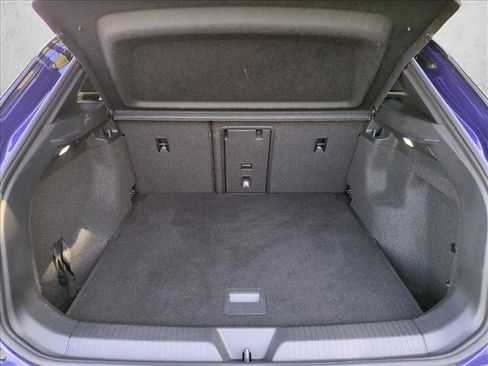 Used 2022 Volkswagen ID.4 Pro S image 6