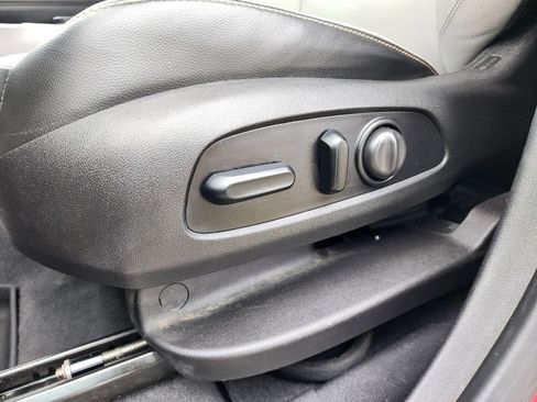 Used 2019 GMC Terrain SLT image 11