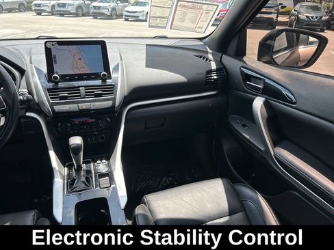 Used 2024 Mitsubishi Eclipse Cross SEL AWD/4WD image 11