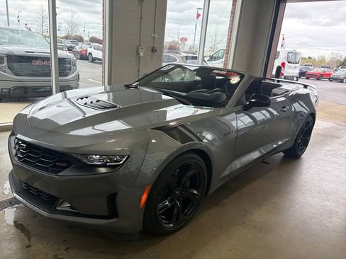 Used 2021 Chevrolet Camaro LT w/ RS Package RWD image 23