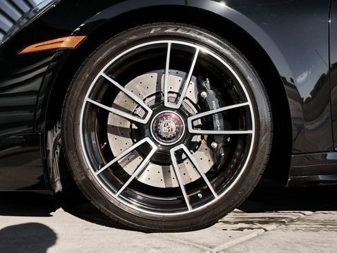 Used 2024 Porsche 911 Turbo image 3