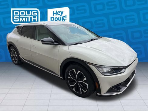 Used 2022 Kia EV6 Wind image 7