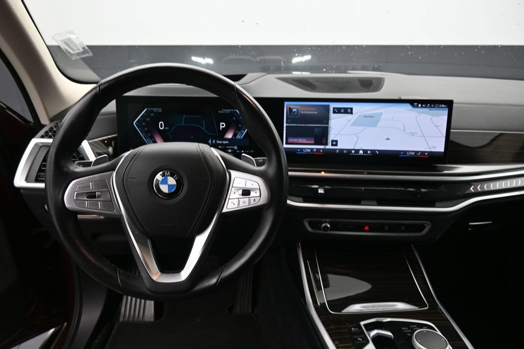 Used 2025 BMW X7 xDrive40i AWD/4WD image 16