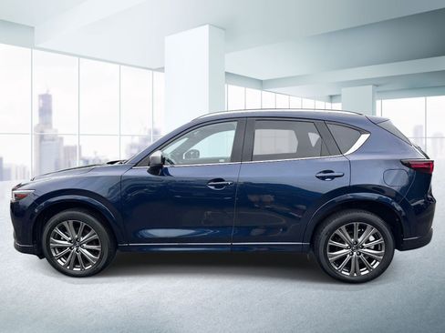Used 2024 MAZDA CX-5 Signature AWD/4WD image 2